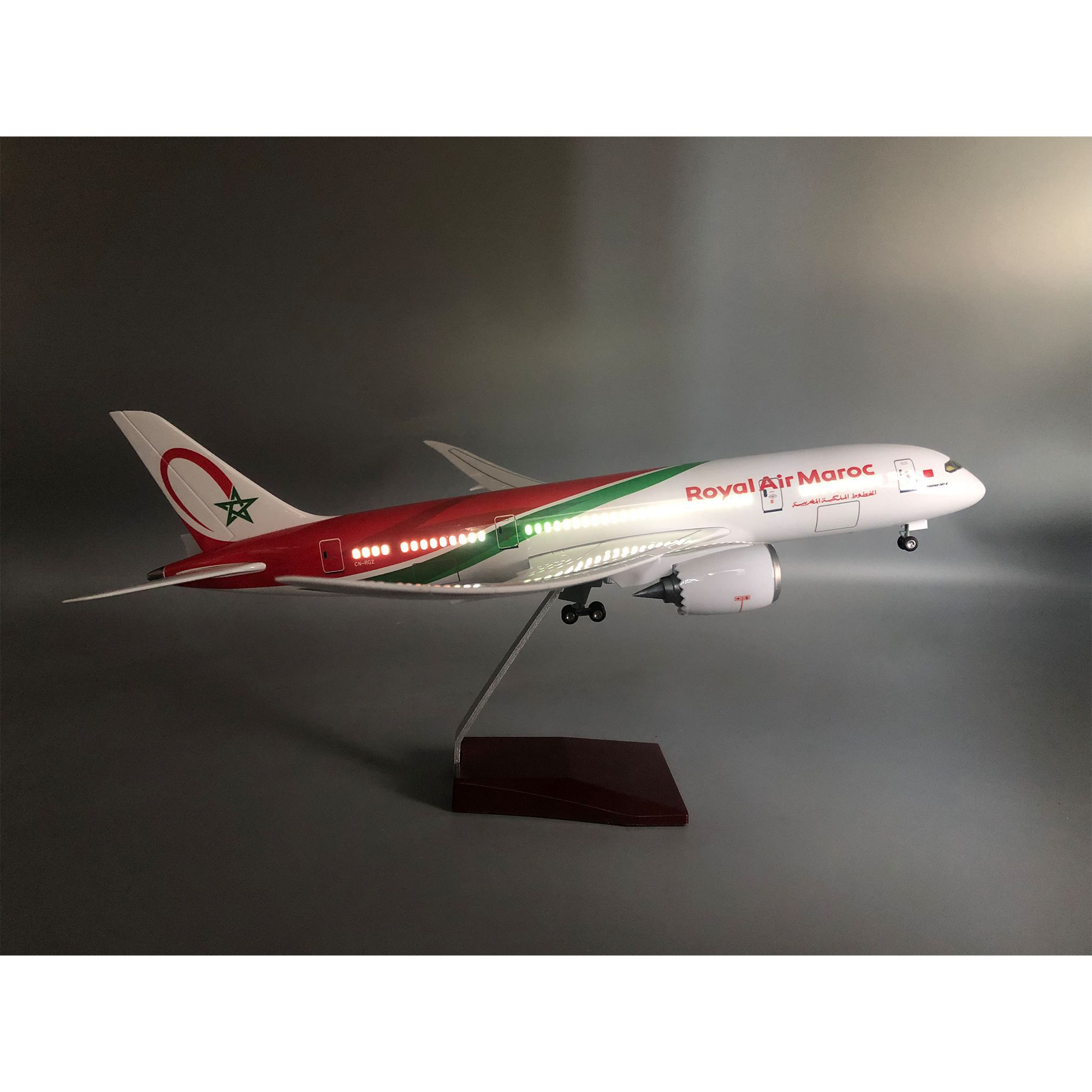 1/130 Scale Royal Air Maroc 78 - Home Office Architecture 评论和价格